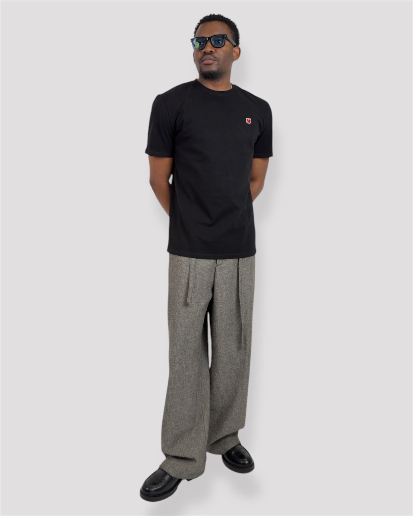 Luxe Essential Tee – Black Edition